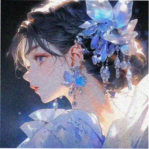 观众头像：带眼镜的侧脸剪影